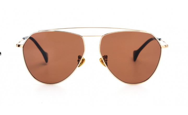 Jogging Brown